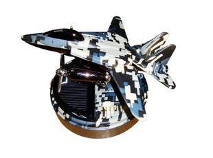 Освежитель салона Самолет-истребитель Pixel Black на солнечной батарее (Ocean) подарочный XY-6 Pixel Bk фото